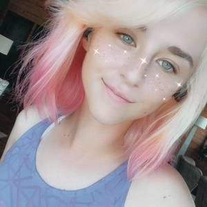 Meet your Posher, Alicia